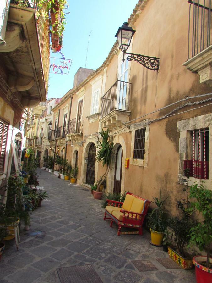 Апартаменты Casa Via Del Crocifisso Сиракузы Экстерьер фото